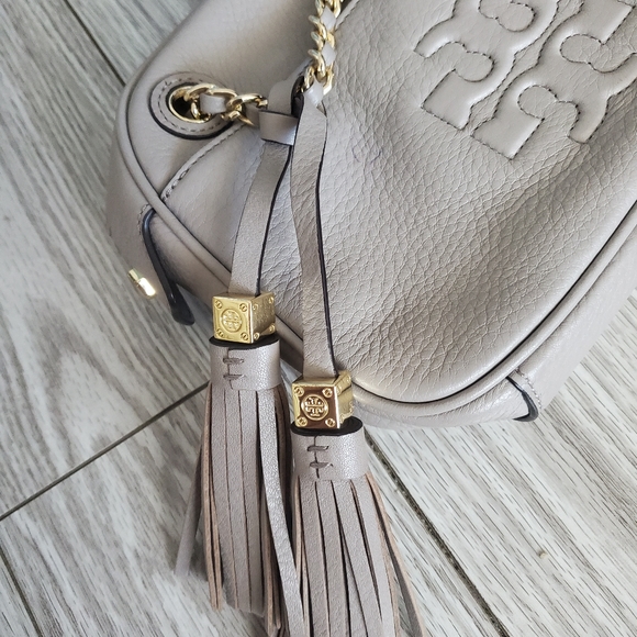 Tory Burch Camera Bag - Picture 3 of 15